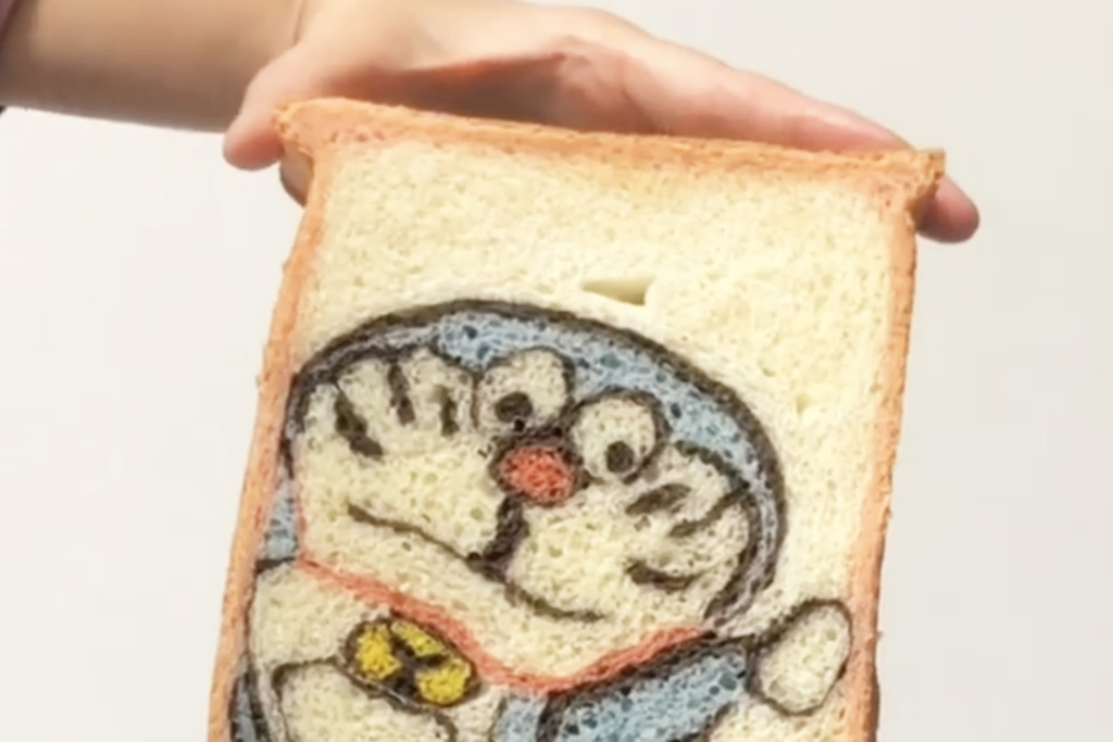 【卡通麵包】日本烘焙達人自製隨意門慶生麵包　切開即現可愛多啦A夢／胖虎！