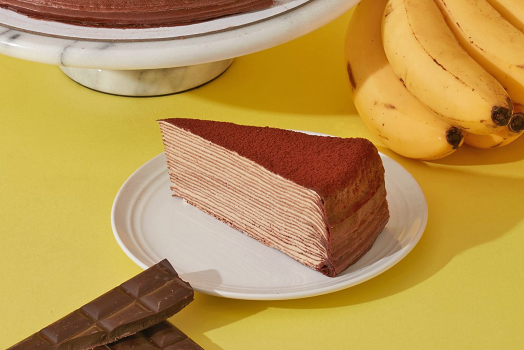 【台灣甜品2021】Lady M 香蕉朱古力千層蛋糕台灣新登場　另有酸甜紅桑子黑朱古力蛋糕！