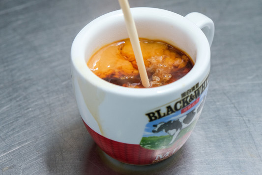 【瓦煲奶茶】全港唯一 60S 口味 瓦煲奶茶班