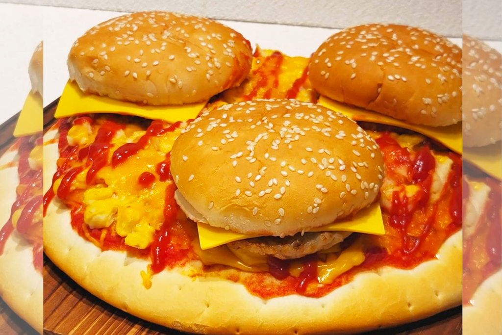 【屯門美食2021】屯門小店新出全港首創「三層牛肉漢堡包菠蘿Pizza」！　網民：一秒激嬲意大利人系列？