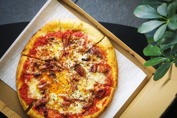 美利酒店戶外薄餅餐廳 首創 DRIVE-THROUGH 自取 / 大啖正宗拿坡里薄餅