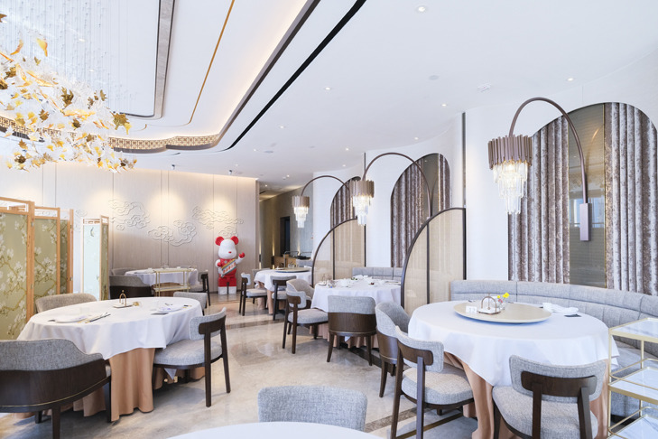 高空打卡中菜廳 銅鑼灣飲茶新熱點 / 流心鵪鶉蛋燒賣