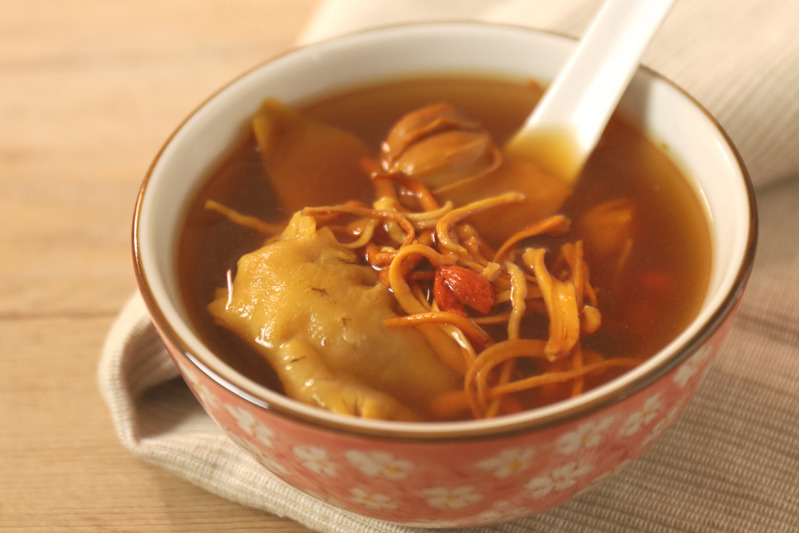 中醫師 x 海味老字號湯包 野生花膠筒 生曬螺頭燉製