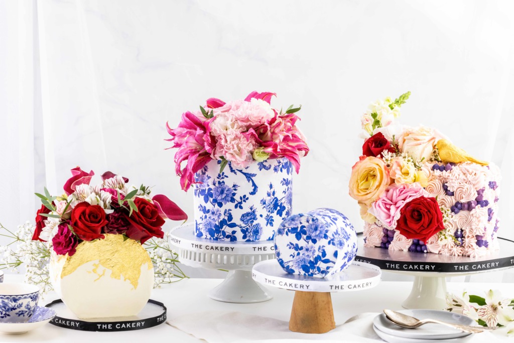 本地烘焙店The Cakery推出全新健康精緻豎立式蛋糕系列   青花瓷鮮花蛋糕／金箔鮮花蛋糕／刺猬蛋糕／綿羊蛋糕