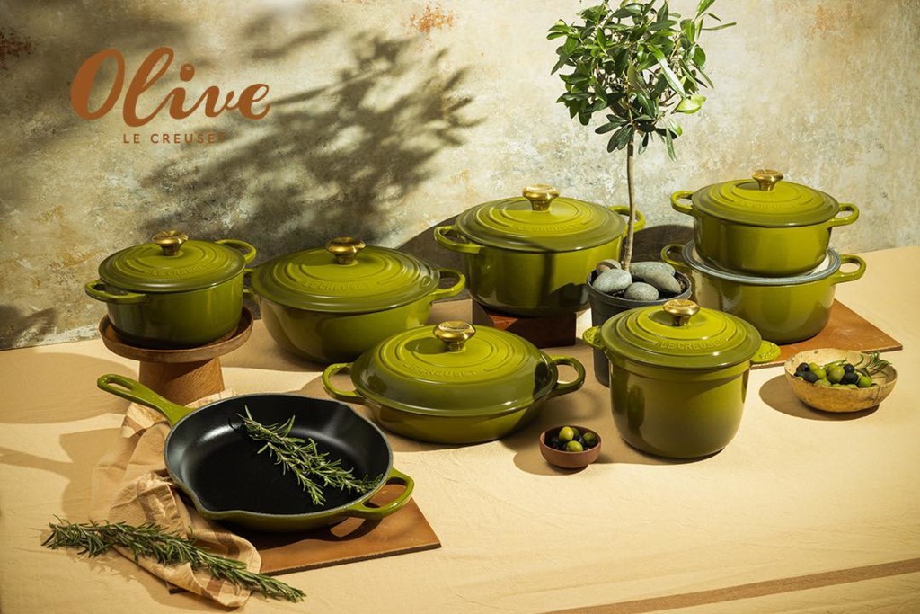Le Creuset減價｜Le Creuset鑄鐵鍋全新橄欖綠系列減價優惠　低至七五折／圓形琺瑯鍋／深炒鍋／燒烤盤／平底鍋
