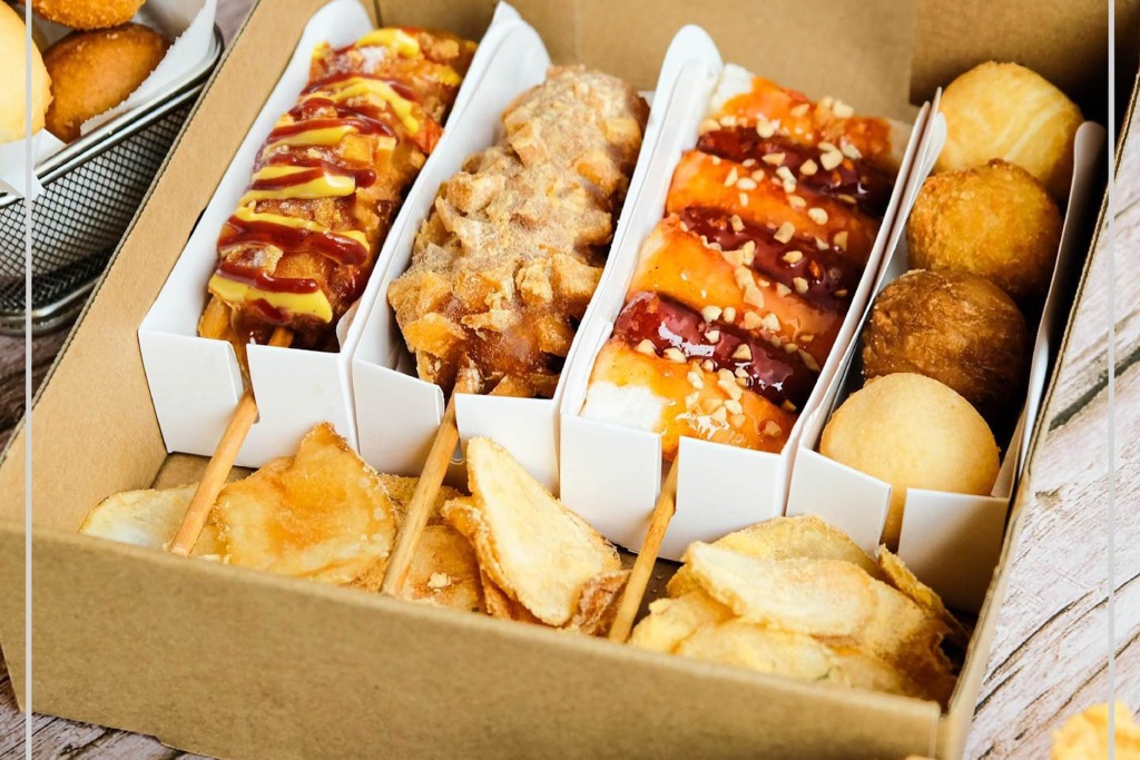 旺角美食｜旺角韓式餐廳全新韓風戲院小食盒！自選炸熱狗／香腸年糕串／滋味波／芝士薯片