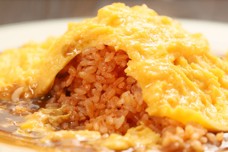 大圍村屋隱蔽洋食屋 好評流心蛋包飯 / 手打日式漢堡排 / 昭和風雞蛋布丁