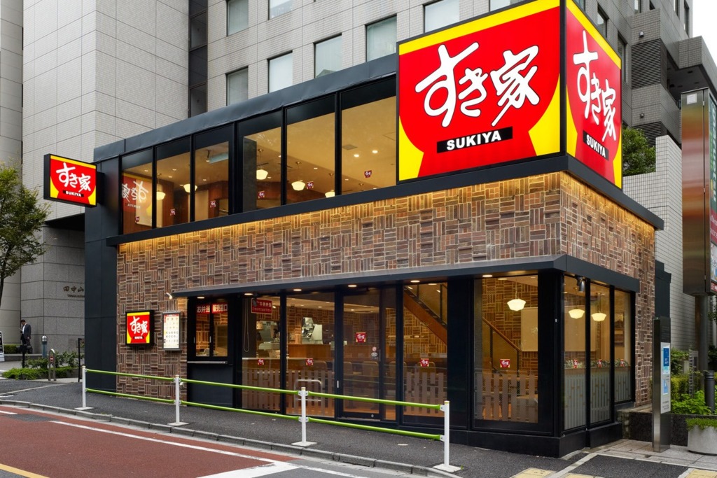 傳SUKIYA灣仔插旗成港島第一店 月租38萬賣多少碗牛丼才回本？