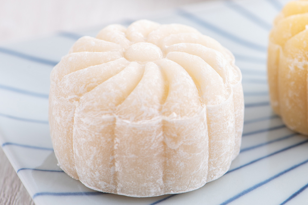 驚見外傭叮熱冰皮月餅　原來全因老公一句說話