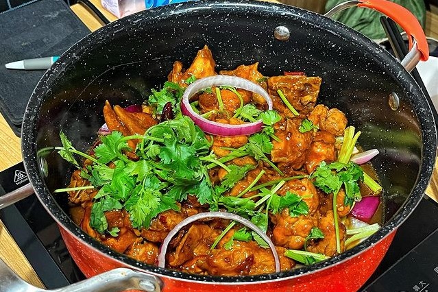 大圍美食｜聚會一流！大圍無限時雞煲烤魚串燒火鍋放題「金凱小廚」任食黑毛和牛肉眼／西班牙黑毛豬／酒水任飲