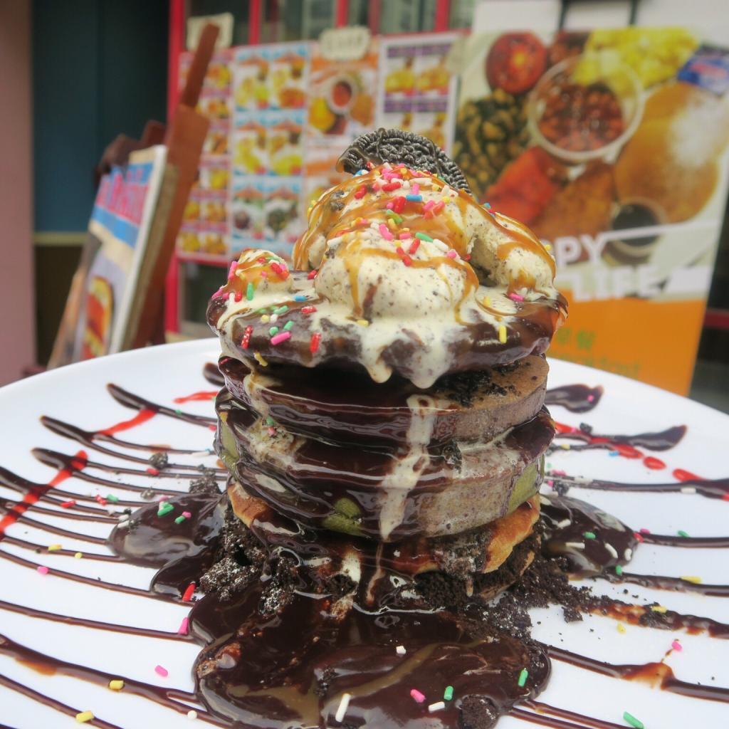 Tata Quick Food and Dessert Cafe