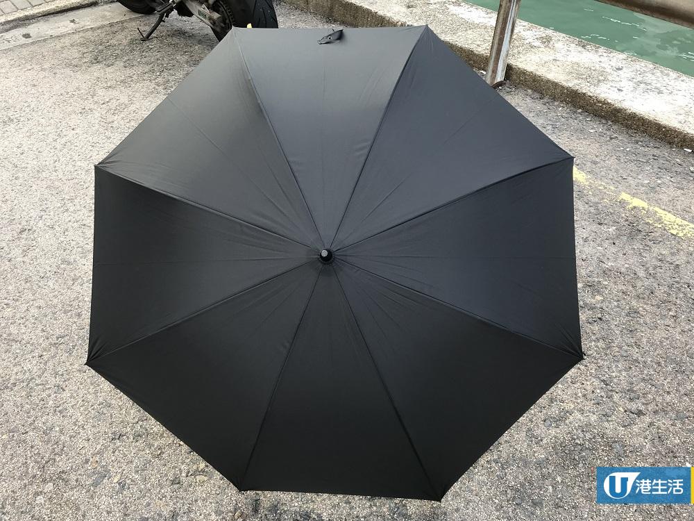 撥一撥就乾透！日本得獎超跣水雨傘 香港有得賣啦