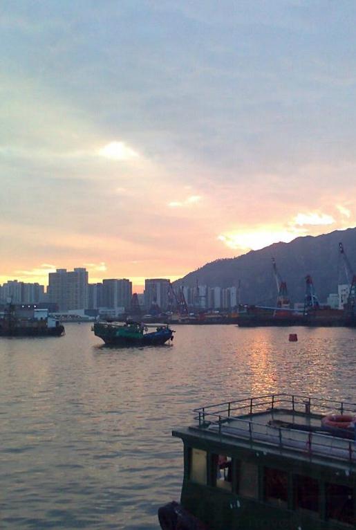 青山灣泳灘