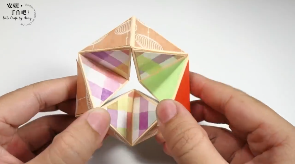 轉出4個不同畫面！簡易DIY旋轉六角形方塊