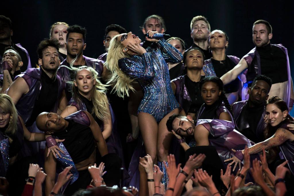 全球網民激讚！重溫Lady Gaga超級碗3大精彩位