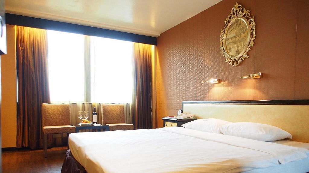 香港酒店房價破天荒勁減　四星級酒店低至300元有找