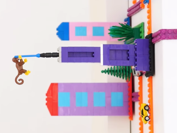 牆角砌 LEGO 無難度！