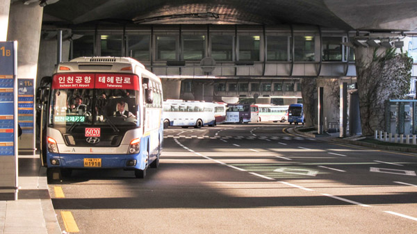 仁川機場搭「6」字頭巴士