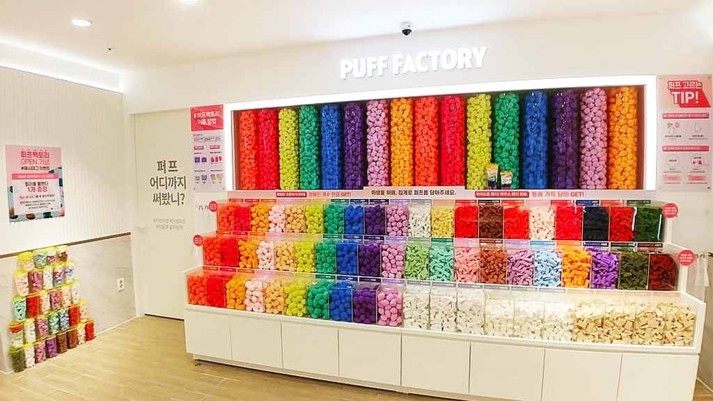 韓國網上大熱自助夾「美妝蛋」專賣店