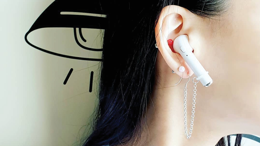 網民貼心設計「AirPods 耳環」