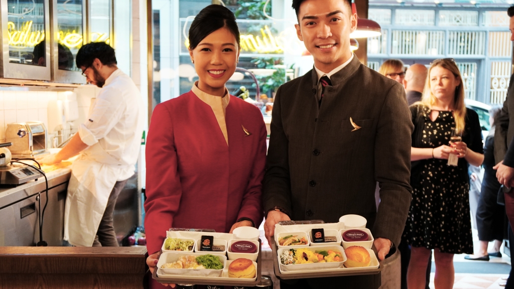 國泰與星級餐廳合作推新飛機餐