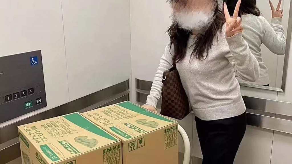 中國女子狂掃日本口罩大賺140萬港紙