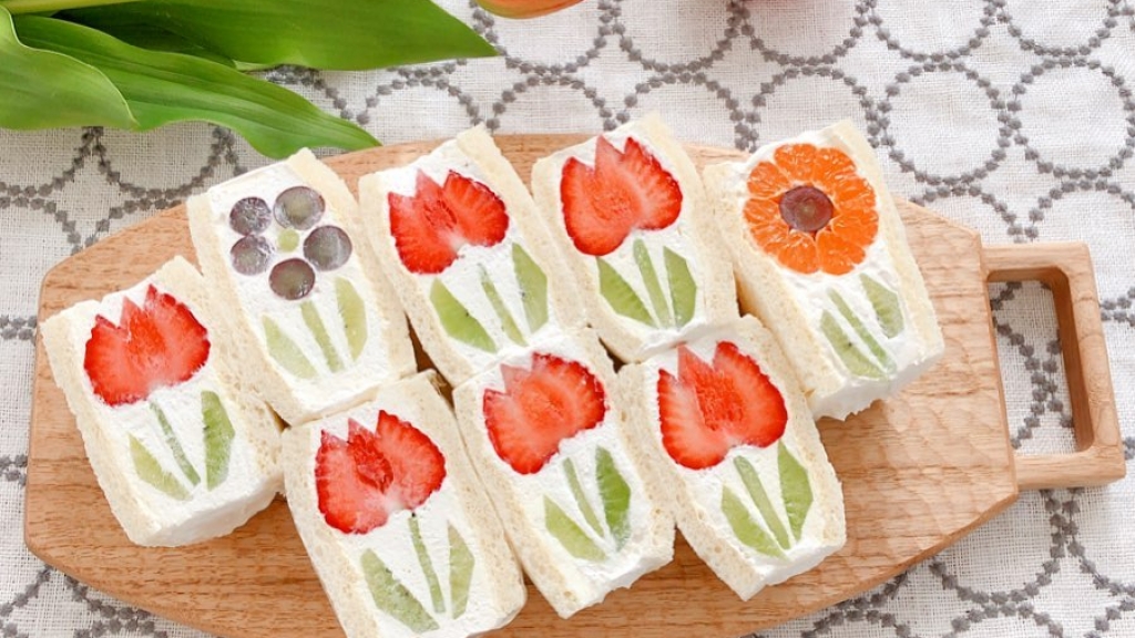 日本媽媽分享鬱金香水果三文治食譜