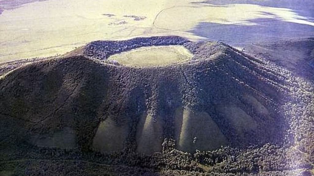 黑龍江尾山火山相隔50萬年後復活