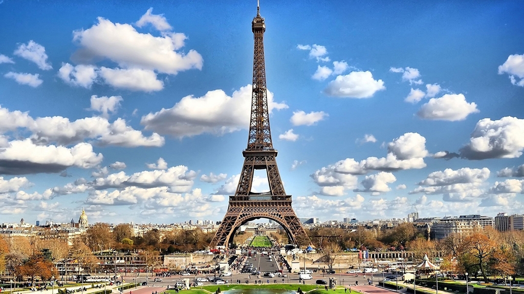 巴黎鐵塔終解封重開