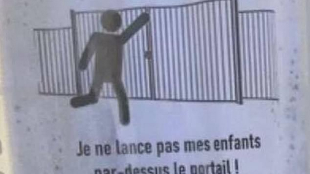 法國父母把孩子扔過1.8米大閘