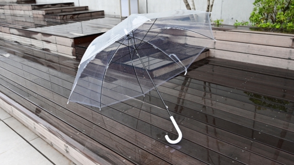 日本透明傘源於一個無聊發明？