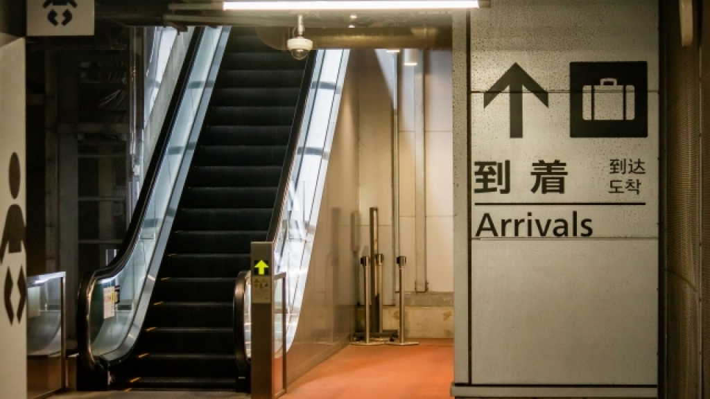 日本開關首日機場竟無遊客入境？