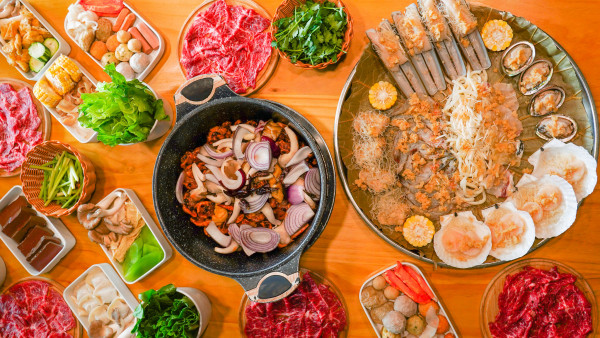 尖沙咀美食｜$268起！尖沙咀無限時任食火鍋雞煲放題「斗滾」超巨型海鮮拼盤／養生邊爐／手切牛頸脊／甜品
