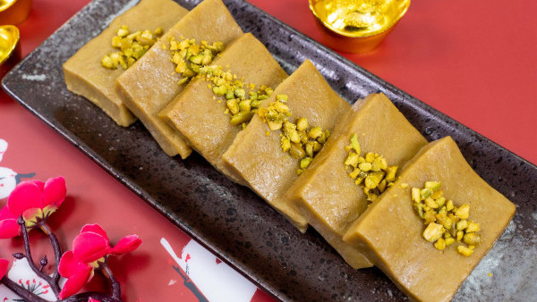 新年2025｜簡單4步人氣大熱口味賀年糕點   開心果糕食譜／煙韌Q軟！