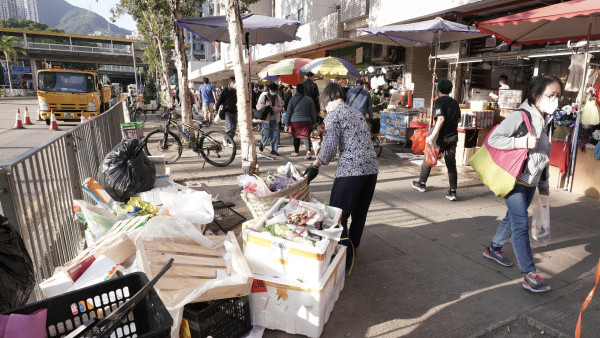 消息：行會通過調高罰款建議 亂拋垃圾罰$3000、阻街罰$6000