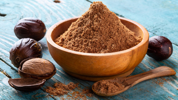 肉豆蔻粉溝蛋白粉當飲品　19歲男為拍TikTok網紅短片險喪命