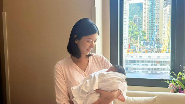 30歲余香凝宣布誕下第二胎BB重7.7磅 IG報喜：「歡迎嚟到我哋呢個家」