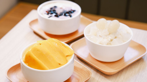 聰嫂甜品灣仔重開  招牌龍眼椰果冰 / 全新麻糬仙草 雪糕窩夫