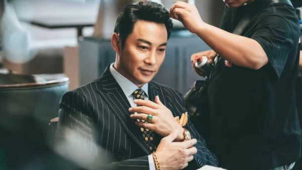 譚耀文18歲大仔原來係學霸兼超高顏值！網民大讚靚仔過爸爸  細女撞樣朱千雪曝光