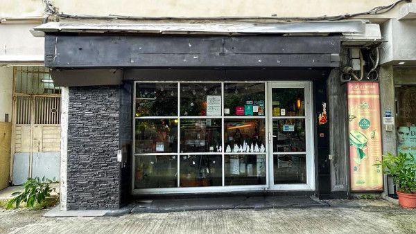 大埔8間小店逆市互撐 自救行動！免費派咖啡券吸客