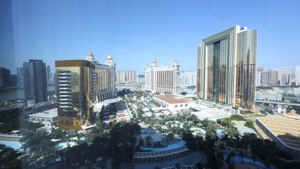 【短線特搜】農曆新年去澳門行大運 星級餐廳自助餐、賀年菜、盆菜、最新烤鴨名店