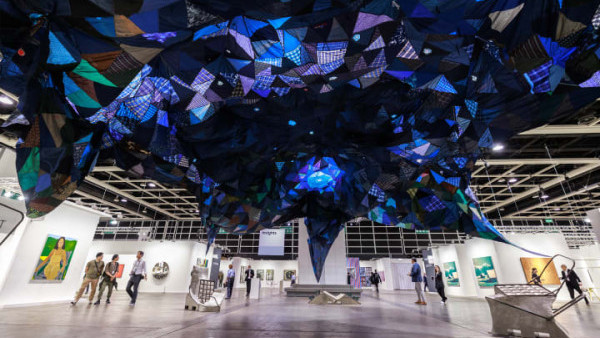 Art Basel 2024︱巴塞爾藝術展3月重臨香港 6大展區共243間藝廊參與(附門票購買連結)