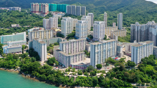 華富邨將清拆重建 住戶料遷往薄扶林！每戶最多$3.2萬搬遷津貼