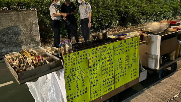 食環署加強打擊無牌熟食小販 離開販賣現場仍可作拘捕行動