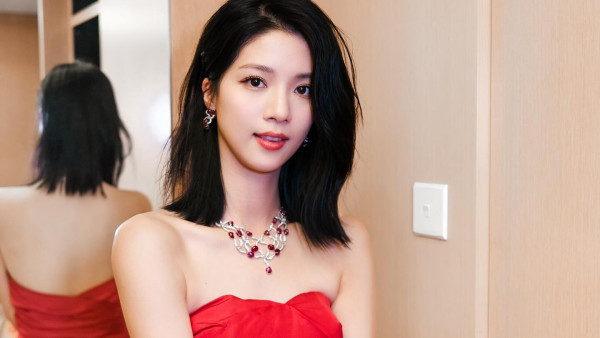 陳曉華驚傳懷孕著鬆身衫遮肚疑雲！本人親自回應肚凸凸：「你地無睇錯」