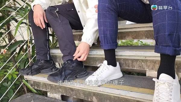 高價收購二手襪怪男再現？$500收購路人二手襪事主：畀佢收集咗我隻襪