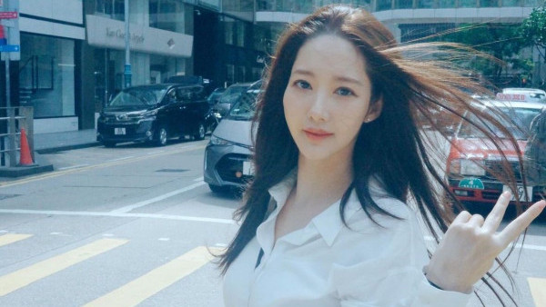 韓劇女神朴敏英秘密來港！低調遊中環/大館打卡曬靚相！