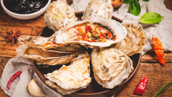 九龍海逸君綽酒店海雲天放題第二位加$1優惠！$315任食片皮鴨／鮑魚／榴槤主題甜品