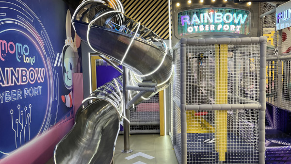 荃灣西新開1萬2千呎室內遊樂場！獨有方格大戰/發光積木/貼紙相機