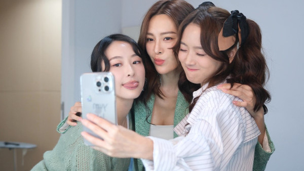 特勤女團｜張曦雯陳瀅羅毓儀組女團玩Cosplay 性感擔當自爆「黃金32C」？